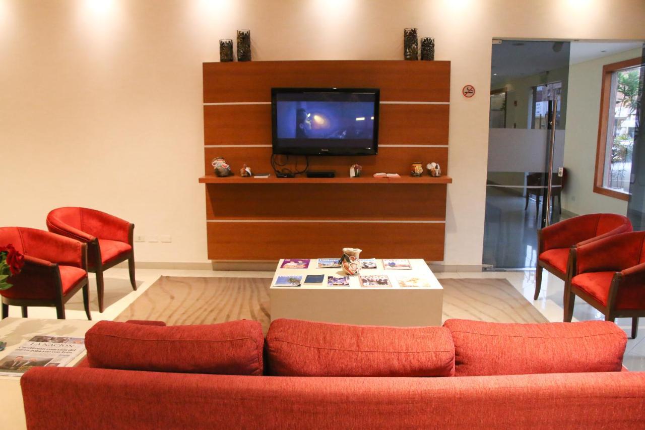 Olimpo Hotel & Suites Itauguá Buitenkant foto